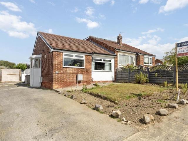 Bungalow for sale in Shaw Lane, Yeadon