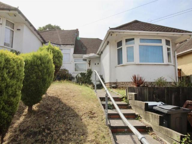 Bungalow for sale in Buckland End, West Midlands