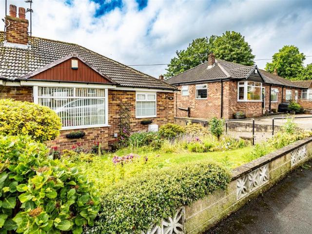 Bungalow for sale in Hove Edge, Bailiff Bridge