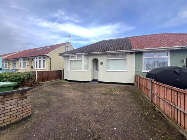 Bungalow for sale in Eastbridge, Suffolk