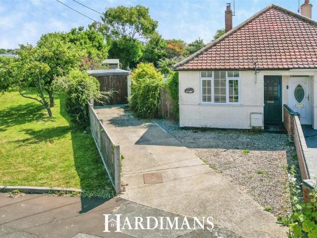 Bungalow for sale in Eastbridge, Suffolk