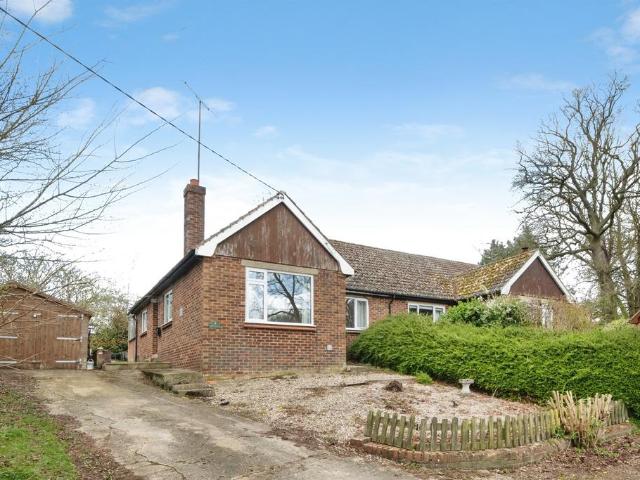 Bungalow for sale in Dadford, Buckinghamshire
