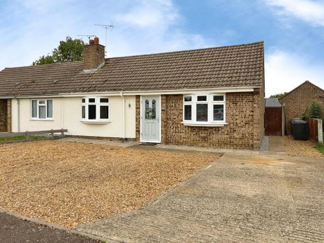 Bungalow for sale in Chedburgh, Suffolk