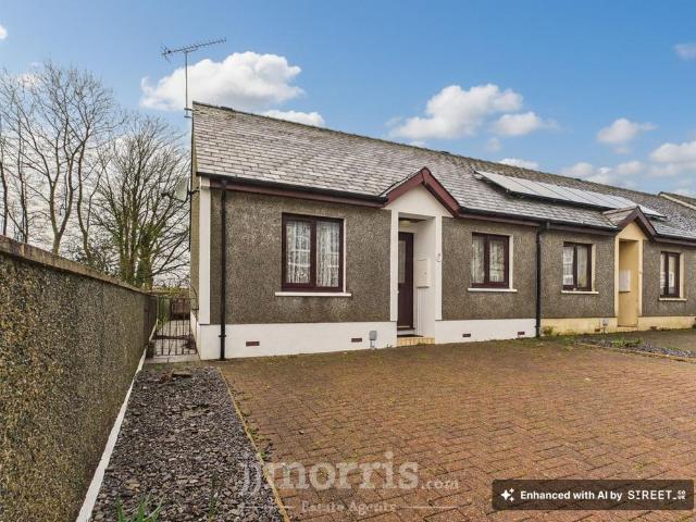 Bungalow for sale in Narberth, Wales