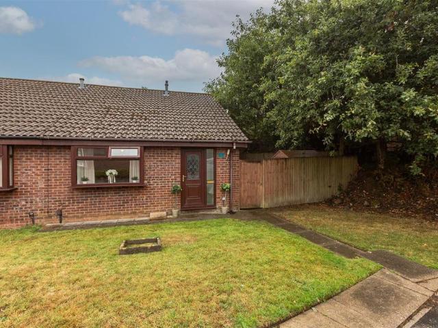 Bungalow for sale in Nangreaves, Wales