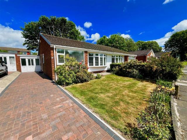 Bungalow for sale in Whickham, Tyne And Wear