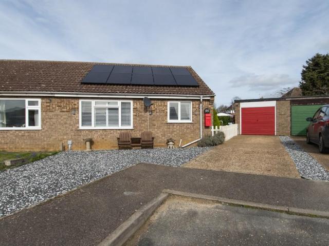 Bungalow for sale in Barway, Cambridgeshire