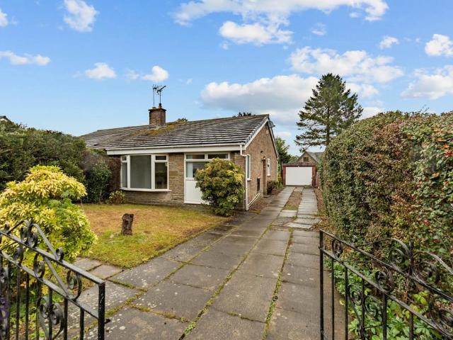 Bungalow for sale in Broad Folds, Bradford