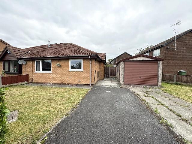 Bungalow for sale in Daisy Hill, Westhoughton