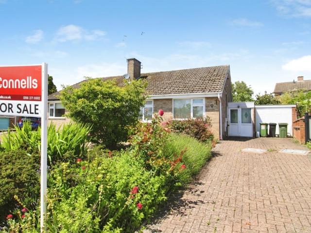 Bungalow for sale in Oadby, Leicestershire