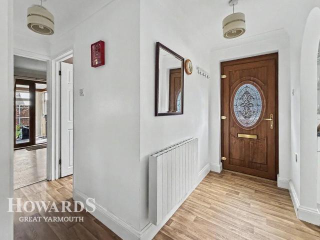 Bungalow for sale in Stokesby, Norfolk