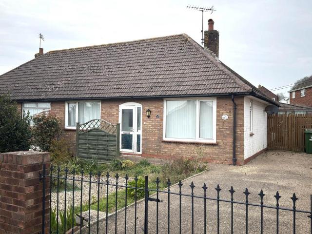 Bungalow for sale in Hulham, Budlake