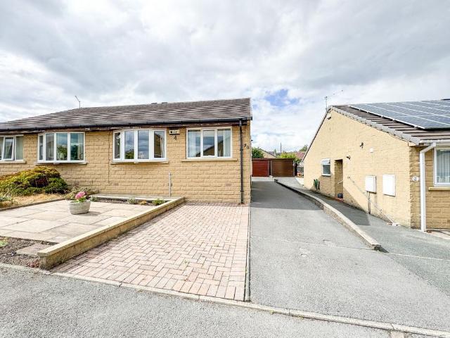 Bungalow for sale in Holme Valley, Honley