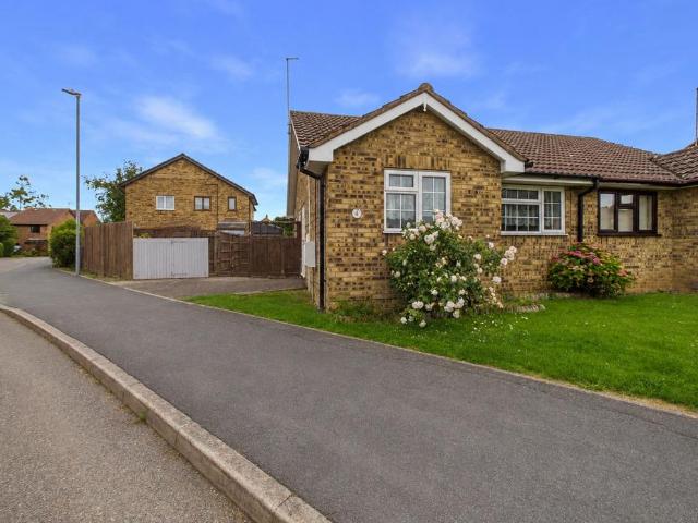 Bungalow for sale in Yaxley, Huntingdon