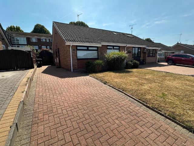 Bungalow for sale in Winshill, Beamhurst