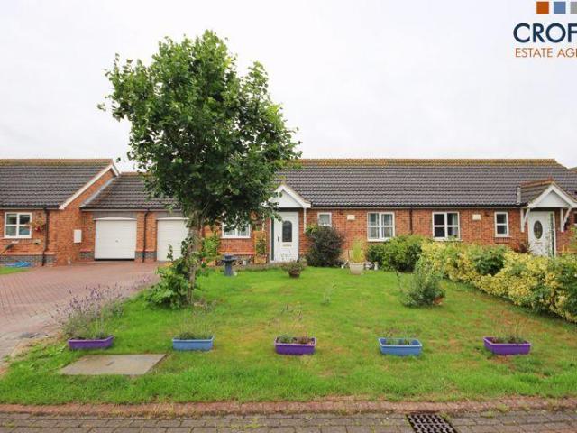 Bungalow for sale in North Killingholme, North Lincolnshire