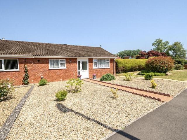 Bungalow for sale in Galmington, Rumwell