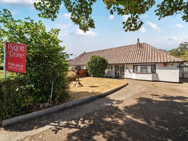 Bungalow for sale in Wollaton Park, Haddon