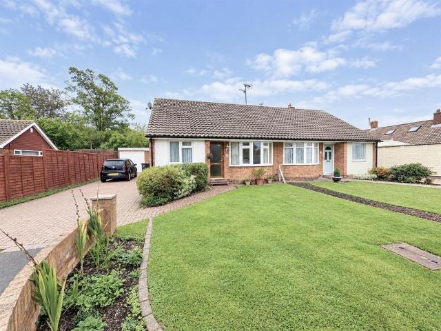 Bungalow for sale in Hailsham, Wealden