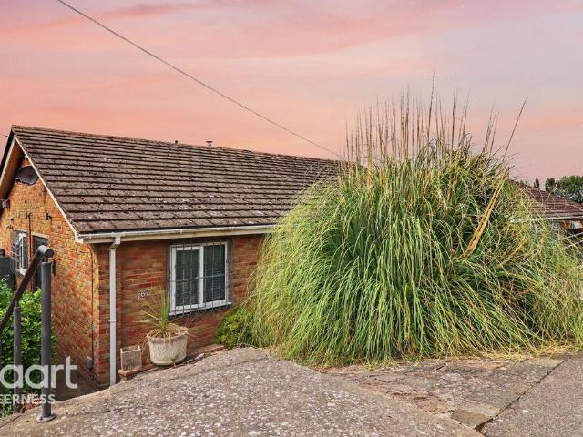 Bungalow for sale in Sheerness, Oad Street