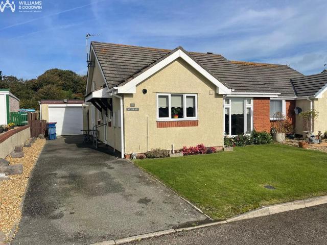 Bungalow for sale in Pentre Pella, Llaingoch