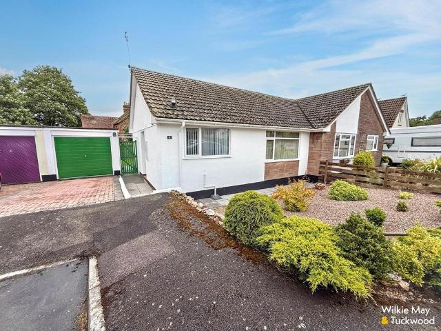 Bungalow for sale in Chapel Cleeve, Somerset