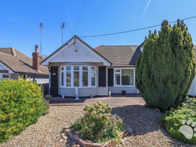 Bungalow for sale in Wickford