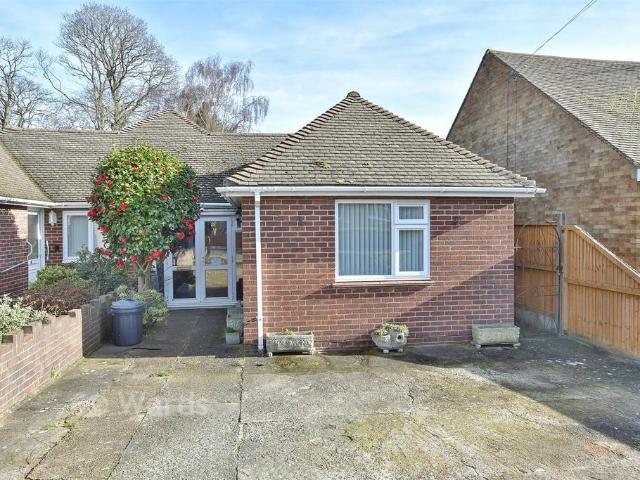 Bungalow for sale in Wigmore, Gillingham