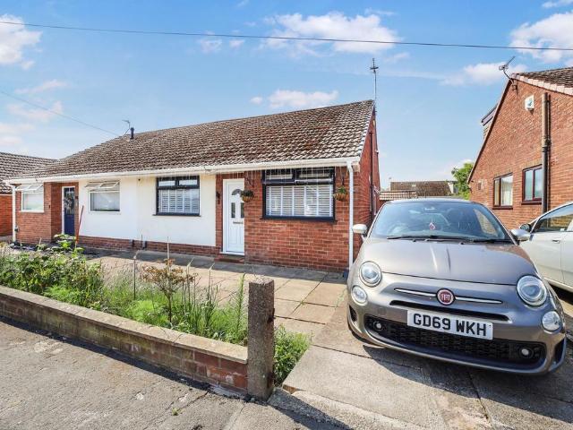 Bungalow for sale in Wargrave, Newton-le-willows