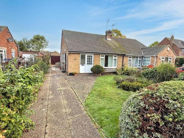 Bungalow for sale in Brant Broughton, North Kesteven