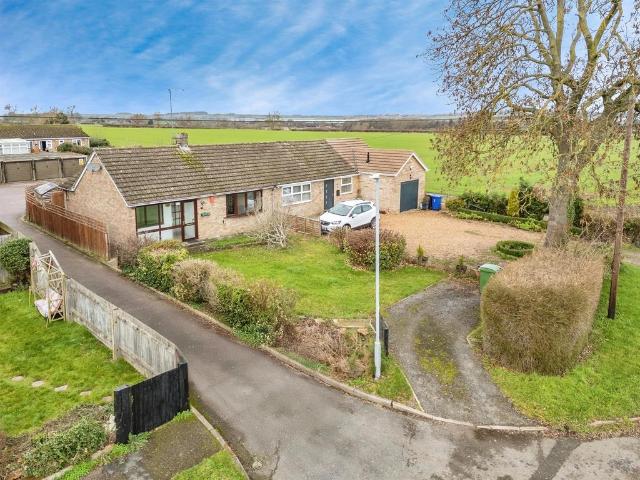 Bungalow for sale in Rothersthorpe, Northamptonshire