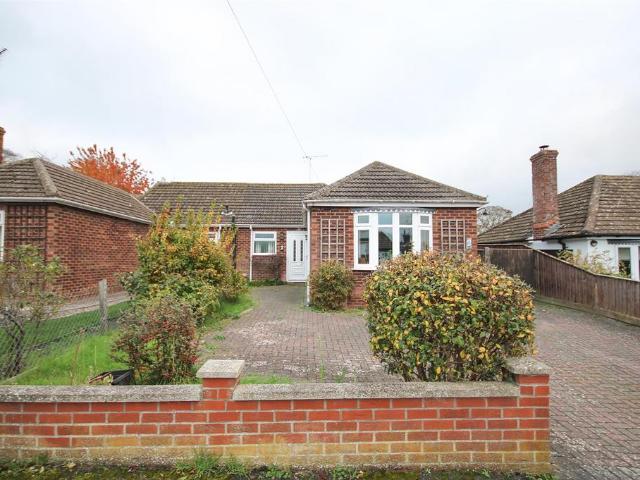 Bungalow for sale in Woodditton, Barway
