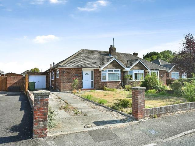 Bungalow for sale in Cricklade, Wiltshire