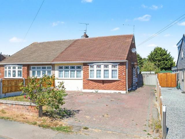 Bungalow for sale in Barling, Essex