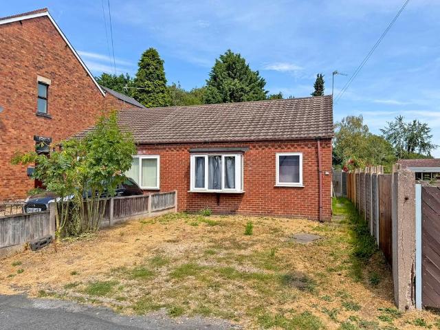 Bungalow for sale in Aldersley, Stockwell End