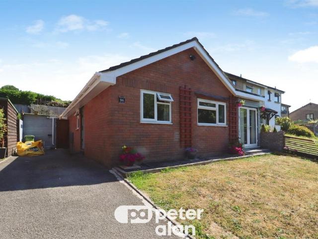 Bungalow for sale in Taffs Well, Wales