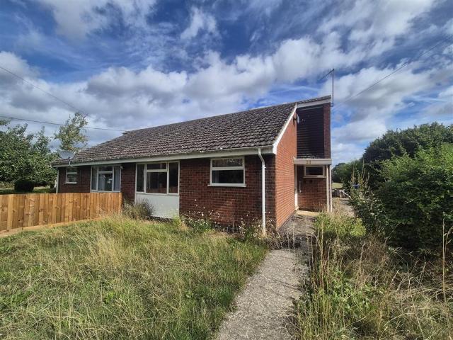 Bungalow for sale in Northamptonshire