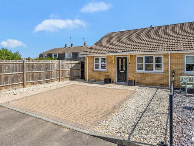 Bungalow for sale in Broomfield, Chelmsford