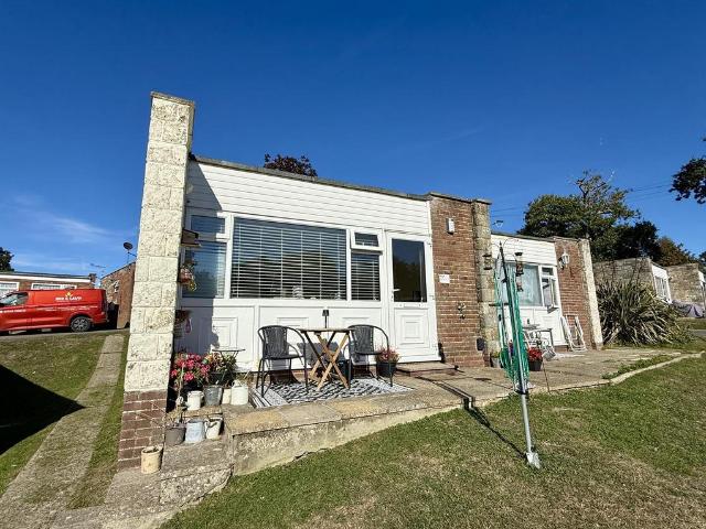 Bungalow for sale in Gurnard Marsh, Gurnard