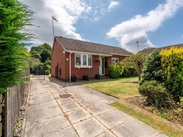 Bungalow for sale in Roundhay, West Yorkshire