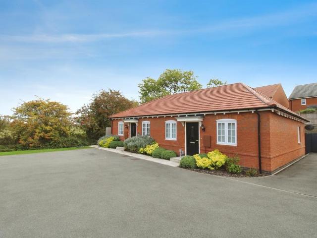 Bungalow for sale in Stanford On Avon, Leicestershire