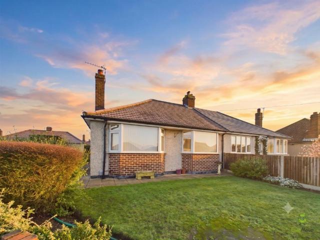 Bungalow for sale in West Heath, Greater London