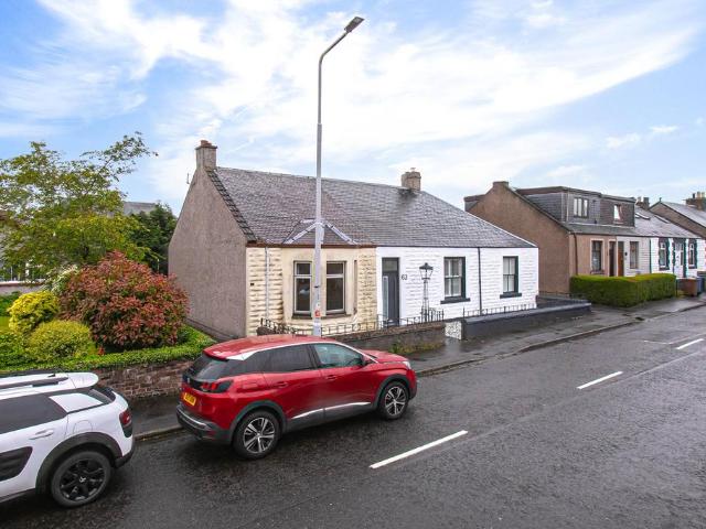 Bungalow for sale in Cowdenbeath, Scotland