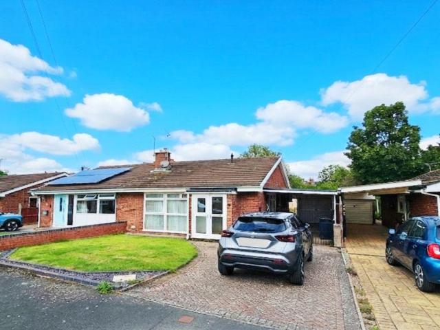 Bungalow for sale in Portfields, Lower Bullingham