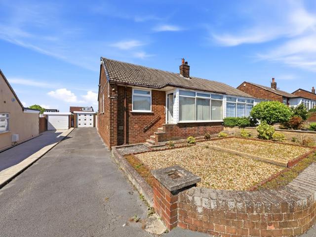 Bungalow for sale in Woodkirk, West Yorkshire