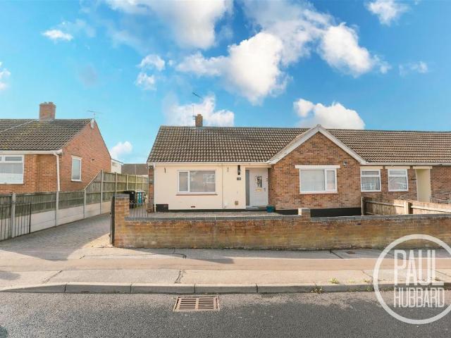 Bungalow for sale in Oulton Broad, East Suffolk