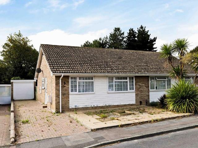 Bungalow for sale in Folkestone
