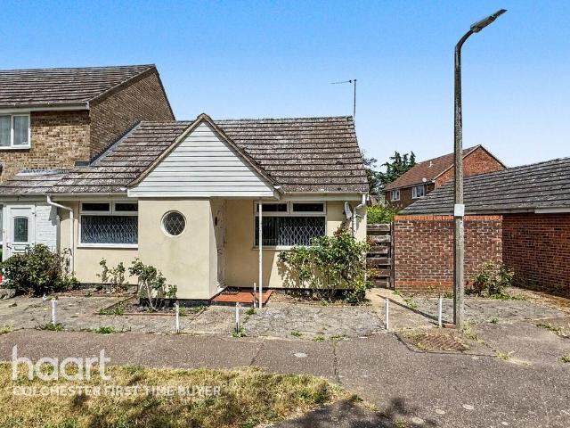 Bungalow for sale in Fordham Heath, Essex