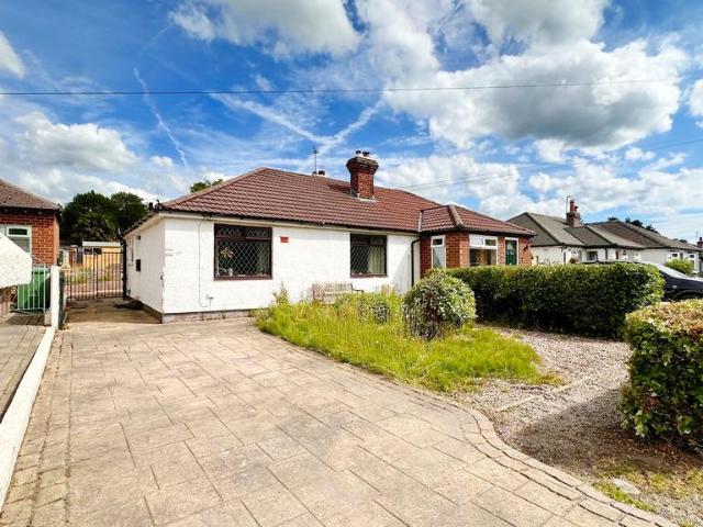Bungalow for sale in Higher Poynton, Poynton