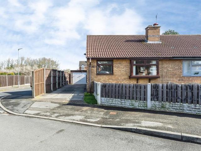 Bungalow for sale in Shafton, South Yorkshire